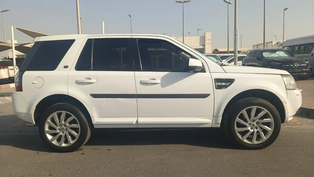 Land Rover Freelander 2013
