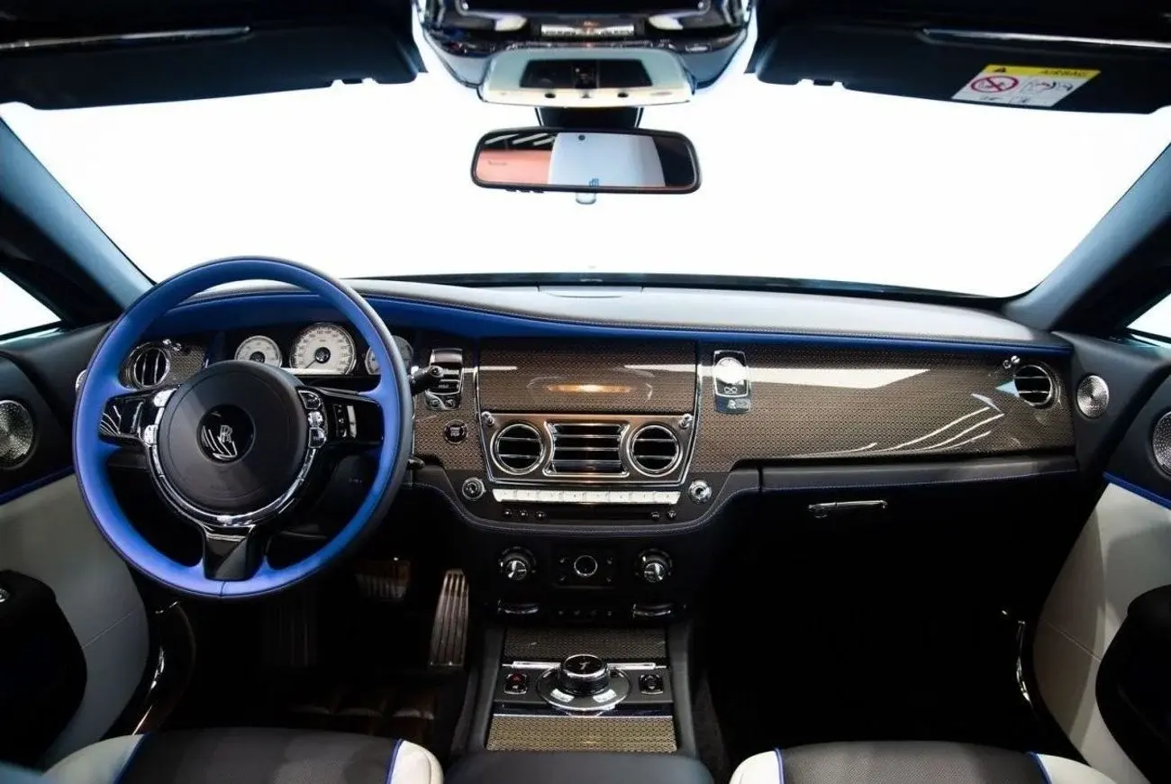 رولز رويس واريث BLACK BADGE