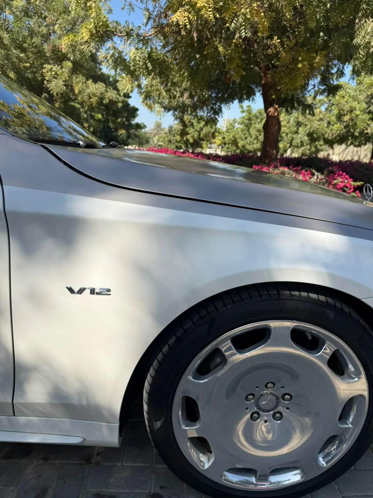 Mercedes-Benz 600  2015 6000CC