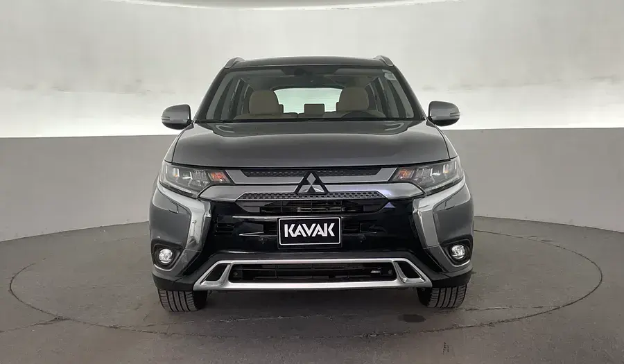 ميتسوبيشي آوتلاندر 2022