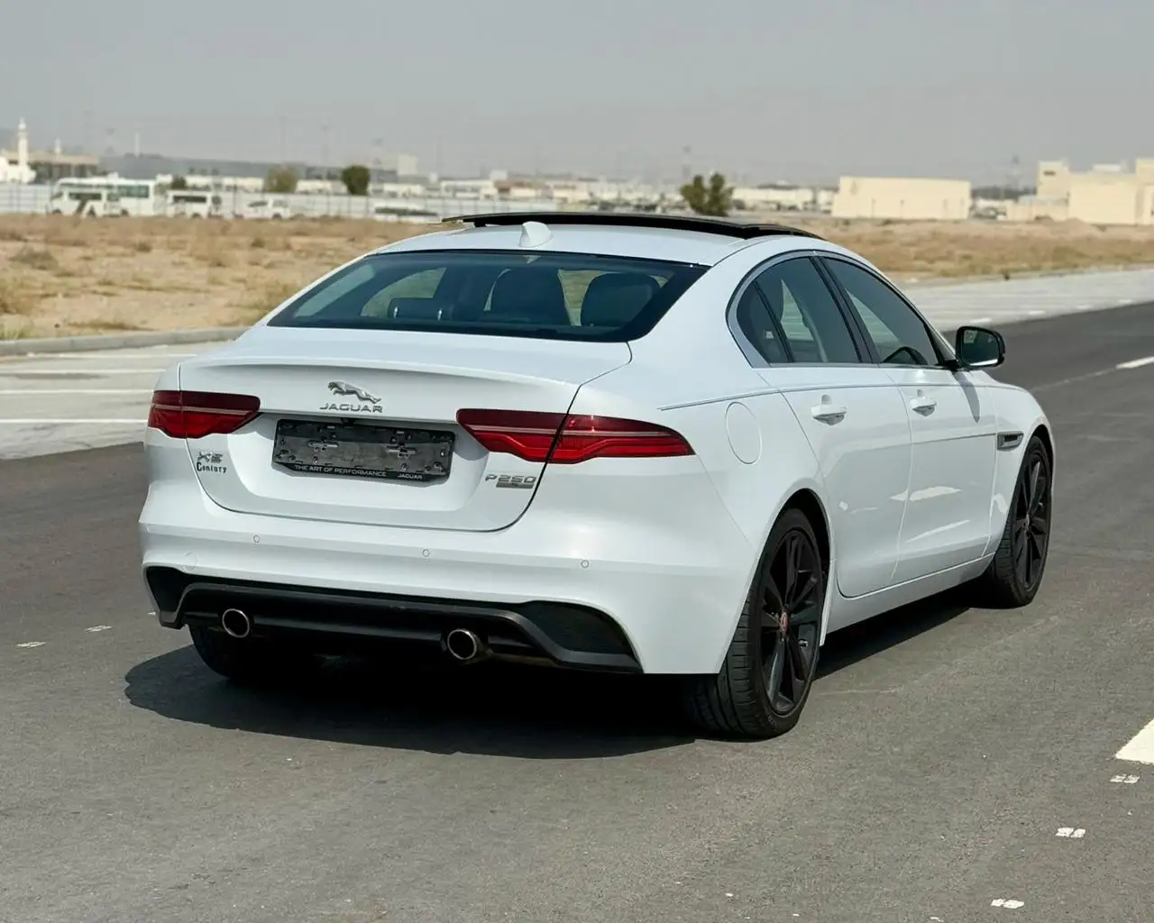 Jaguar XE 2020