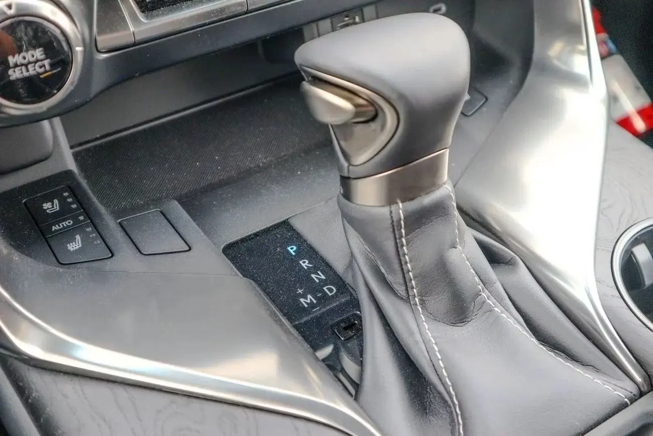 لكزس LX 2025 3.5L