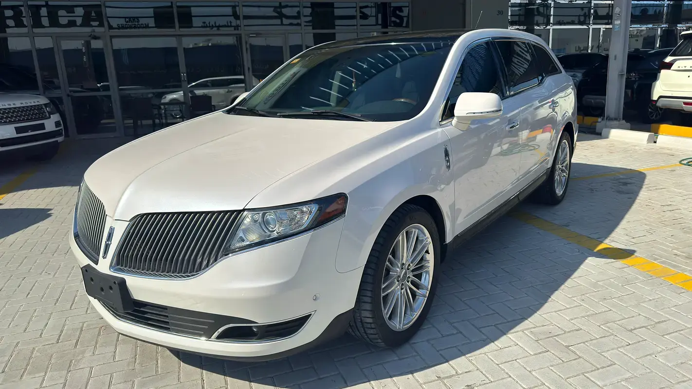 لينكولن MKT 2015