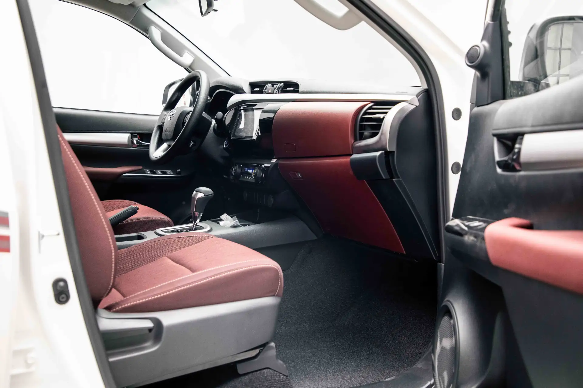 تويوتا هيلوكس 2025 2.7L