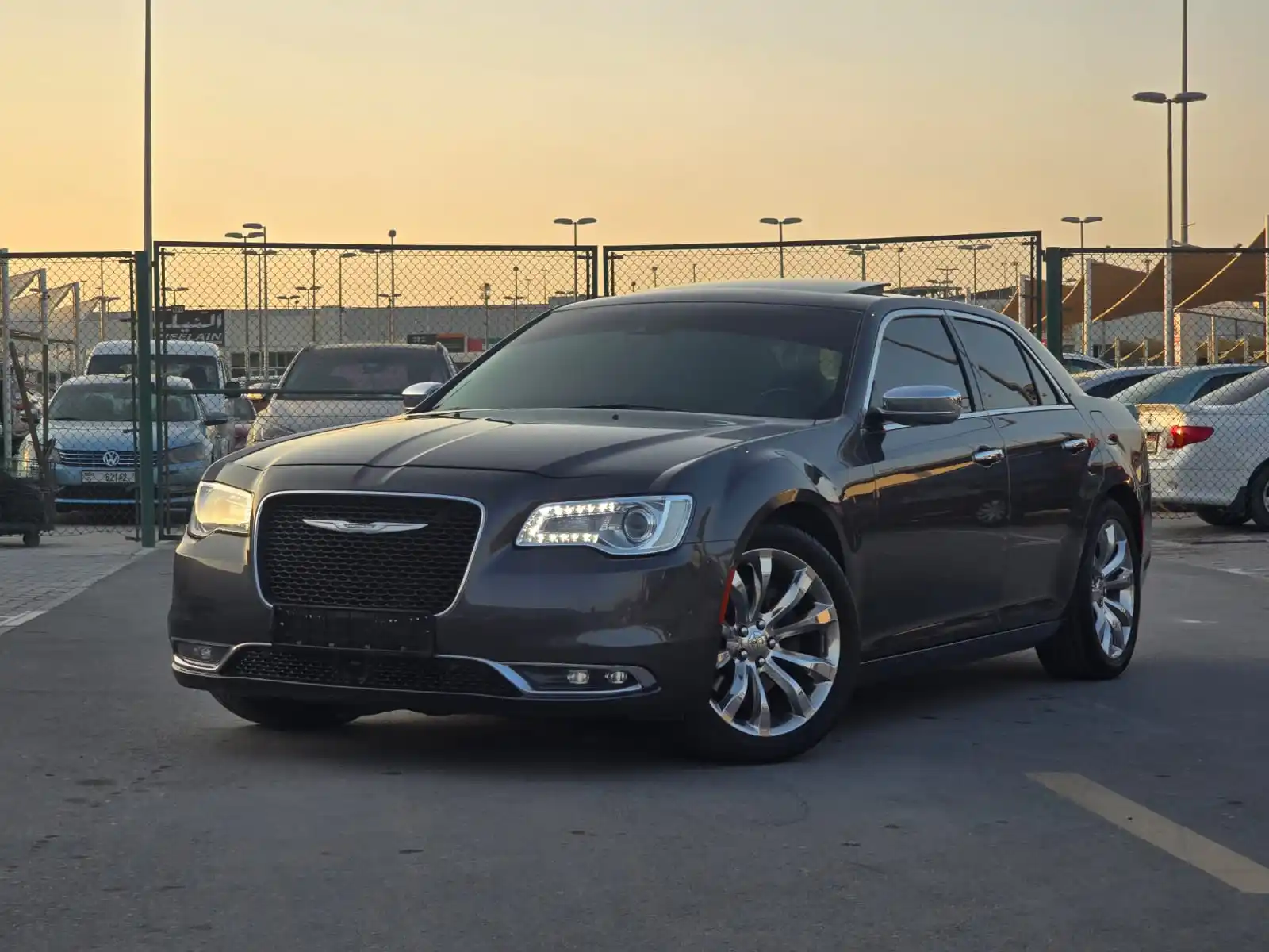 Chrysler 300C 2016 5.7L