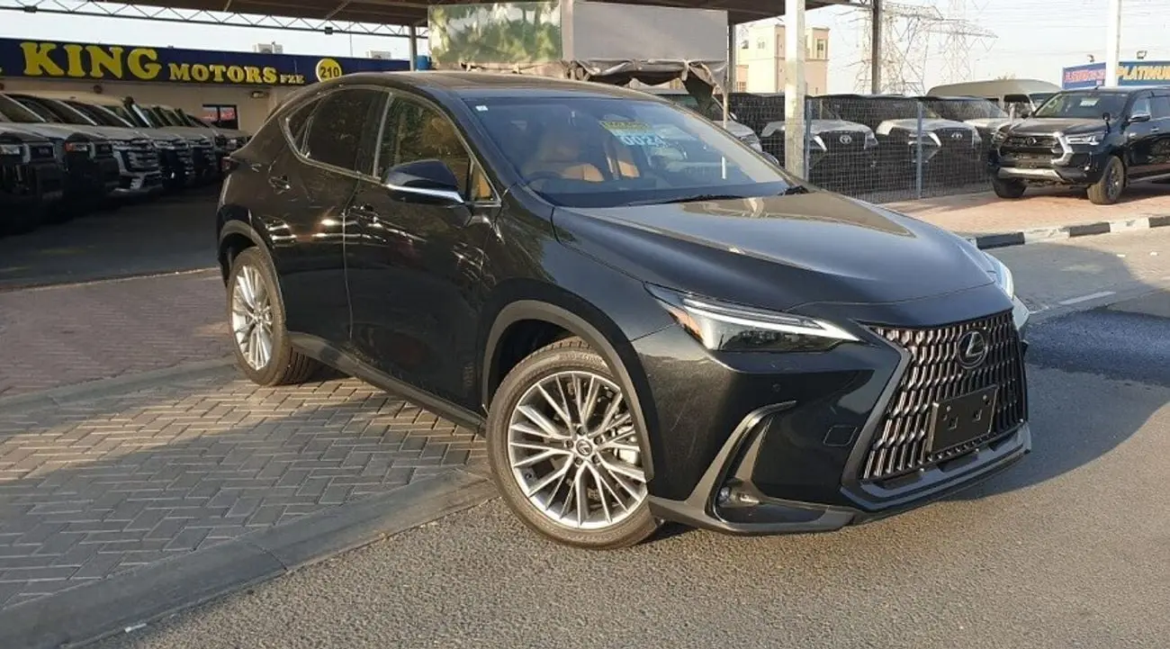 Lexus NX 2023 2.5L