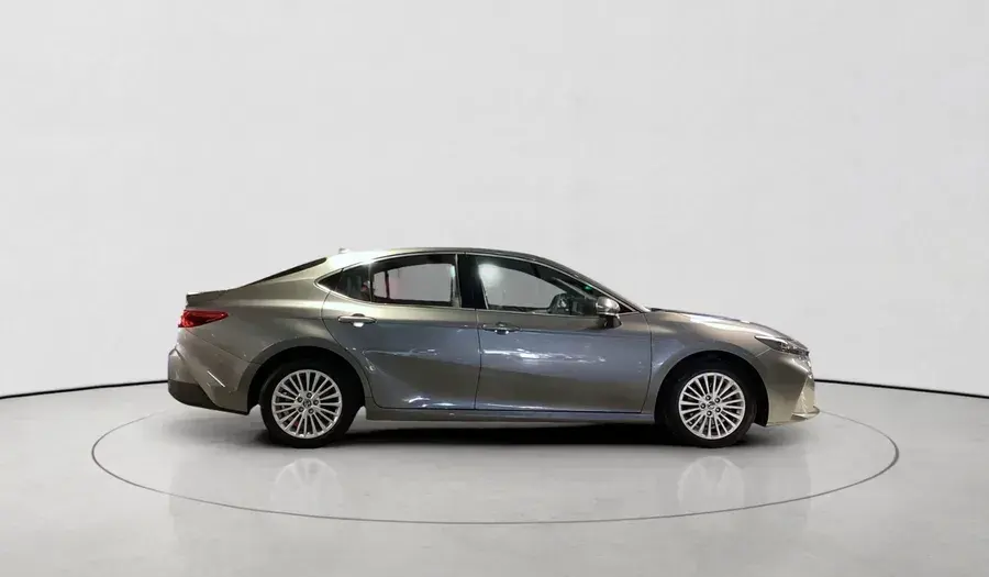 تويوتا كامري 2025 2.5L