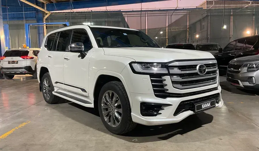 تويوتا لاند كروزر 2024