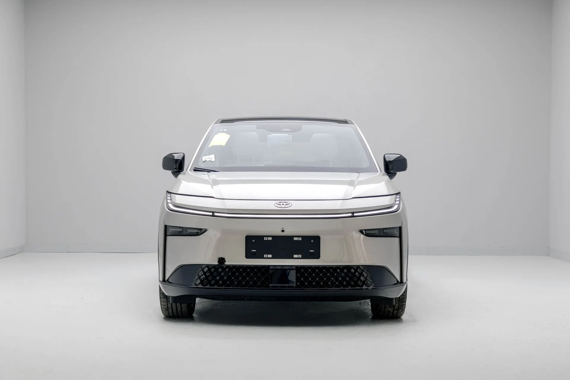 تويوتا bZ3 2025