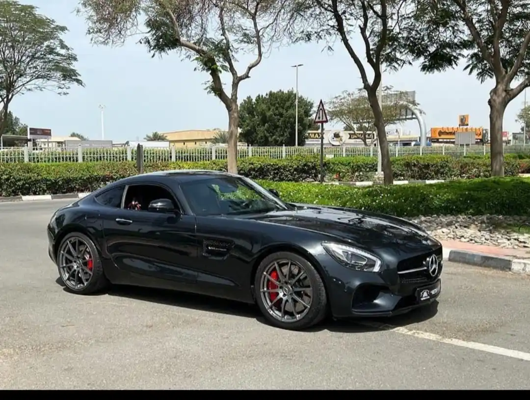 Mercedes Benz AMG GT 2015 4L