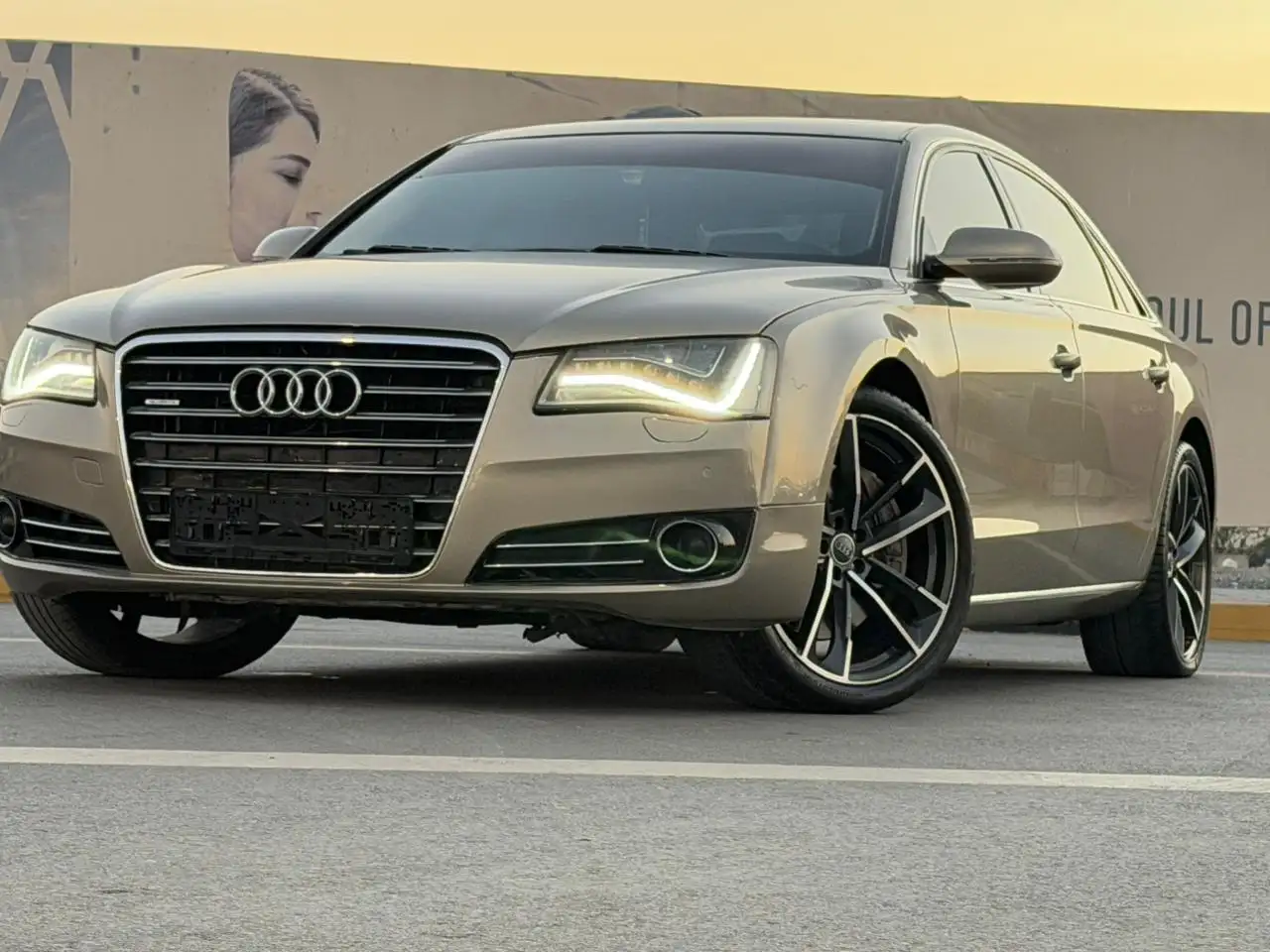Audi A8 2012 undefinedL