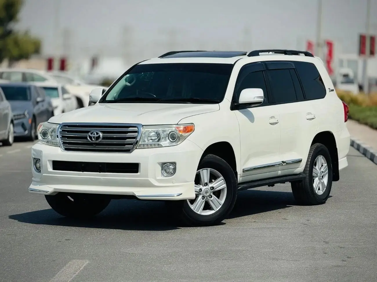 Toyota Land Cruiser 2013 5.7L