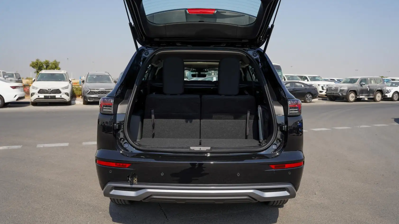 ميتسوبيشي آوتلاندر 2026