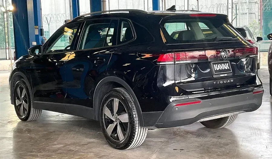 فولكس واجن تيجوان 2025