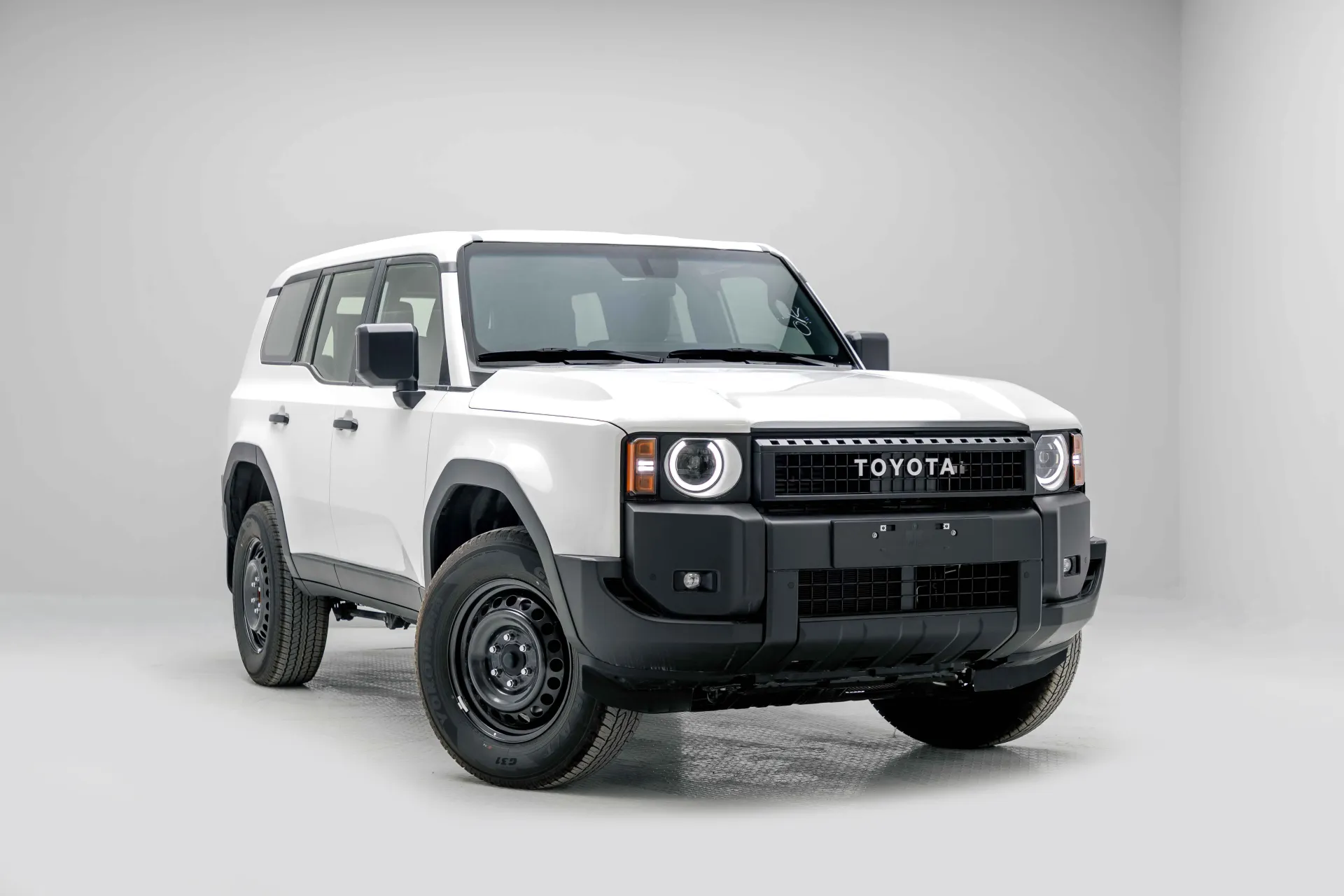 تويوتا برادو 2025 2.4L