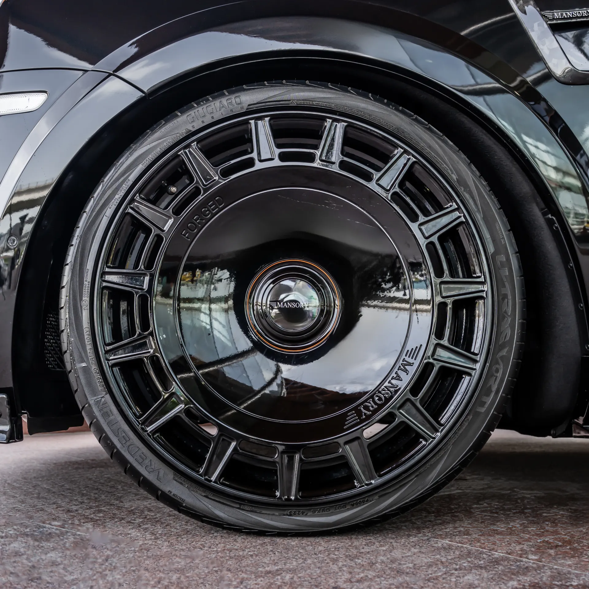 Rolls-Royce Cullinan 2023 6.75L