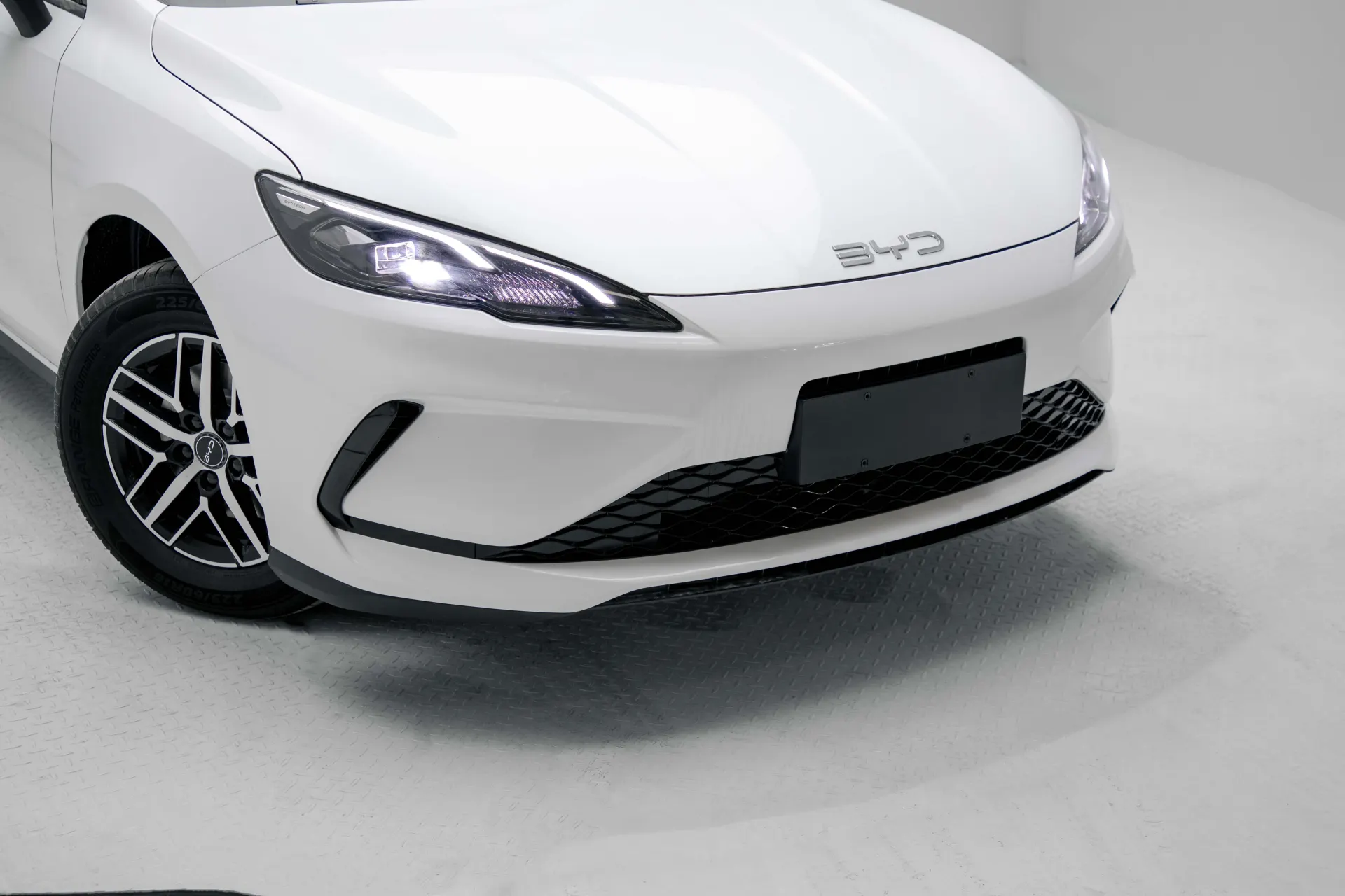 بي واي دي سيل 2025 1.5L