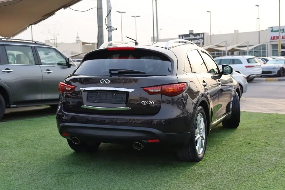 Infiniti QX70 2016