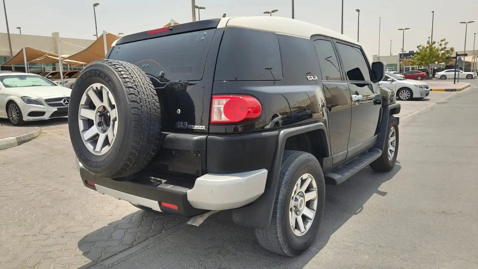 تويوتا اف جي كروزر 2015