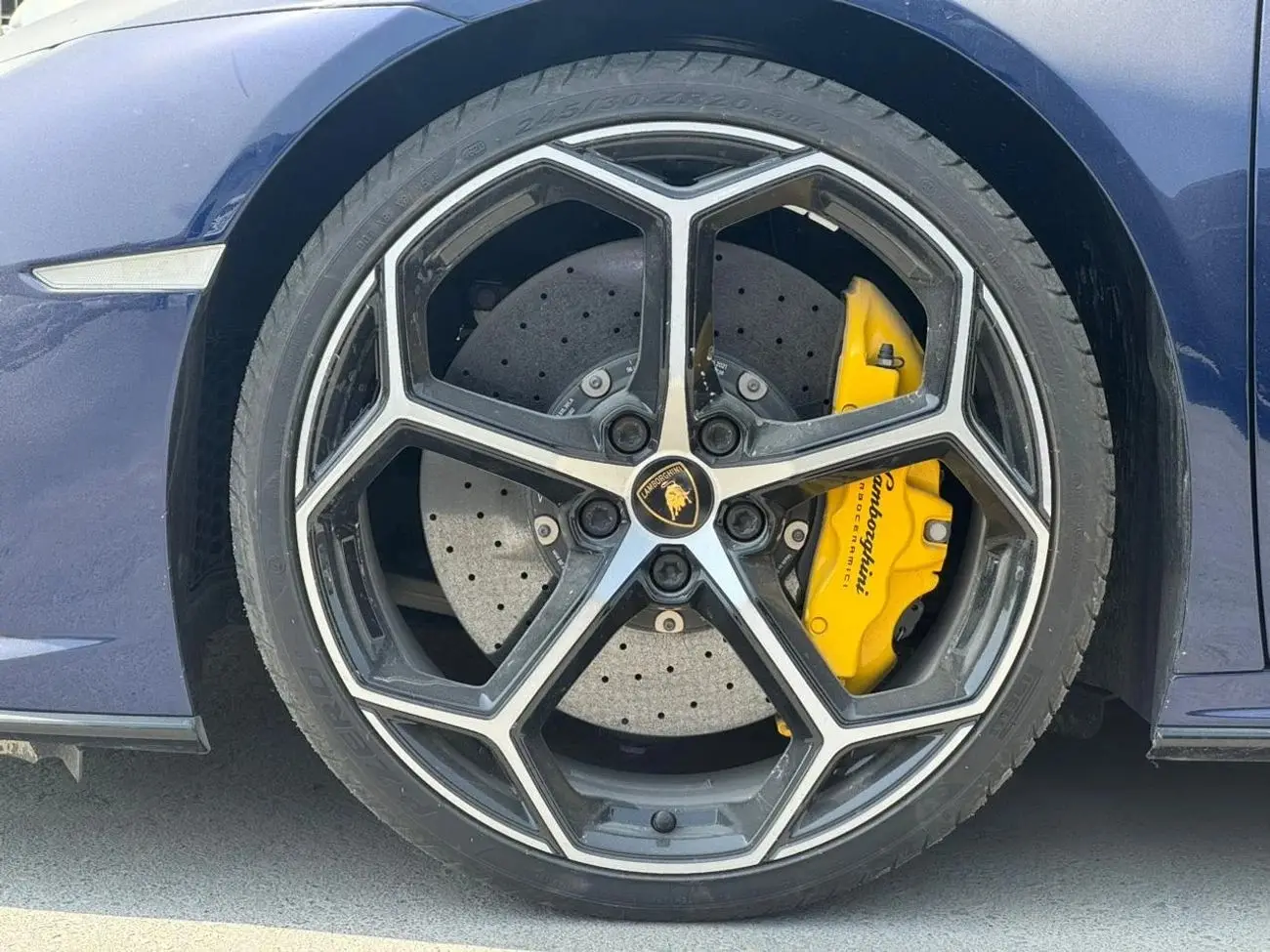 لامبورغيني هوراكان 2021 5.2L