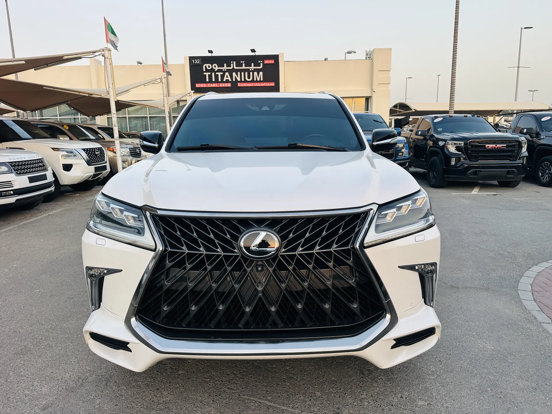 لكزس LX 2018