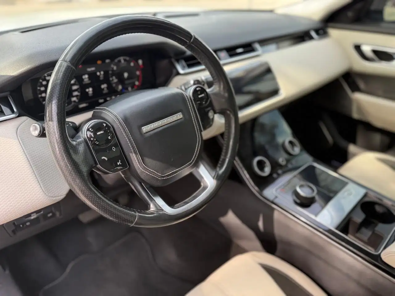 لاند روفر رينج روفر فيلار 2018