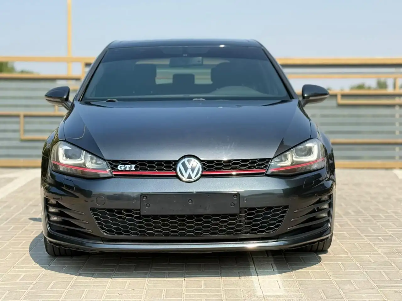 فولكس واجن جولف GTI 2014