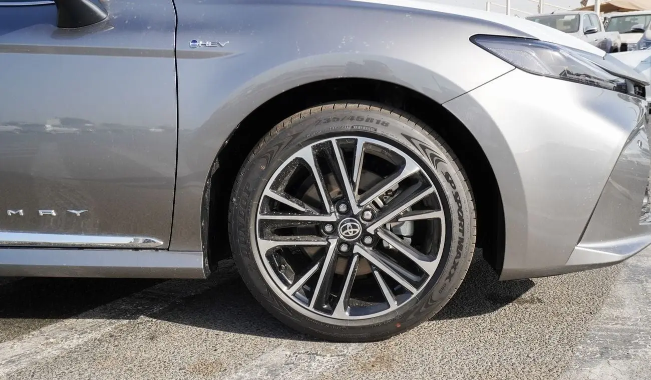 Toyota Camry HEV 2025 2.5L