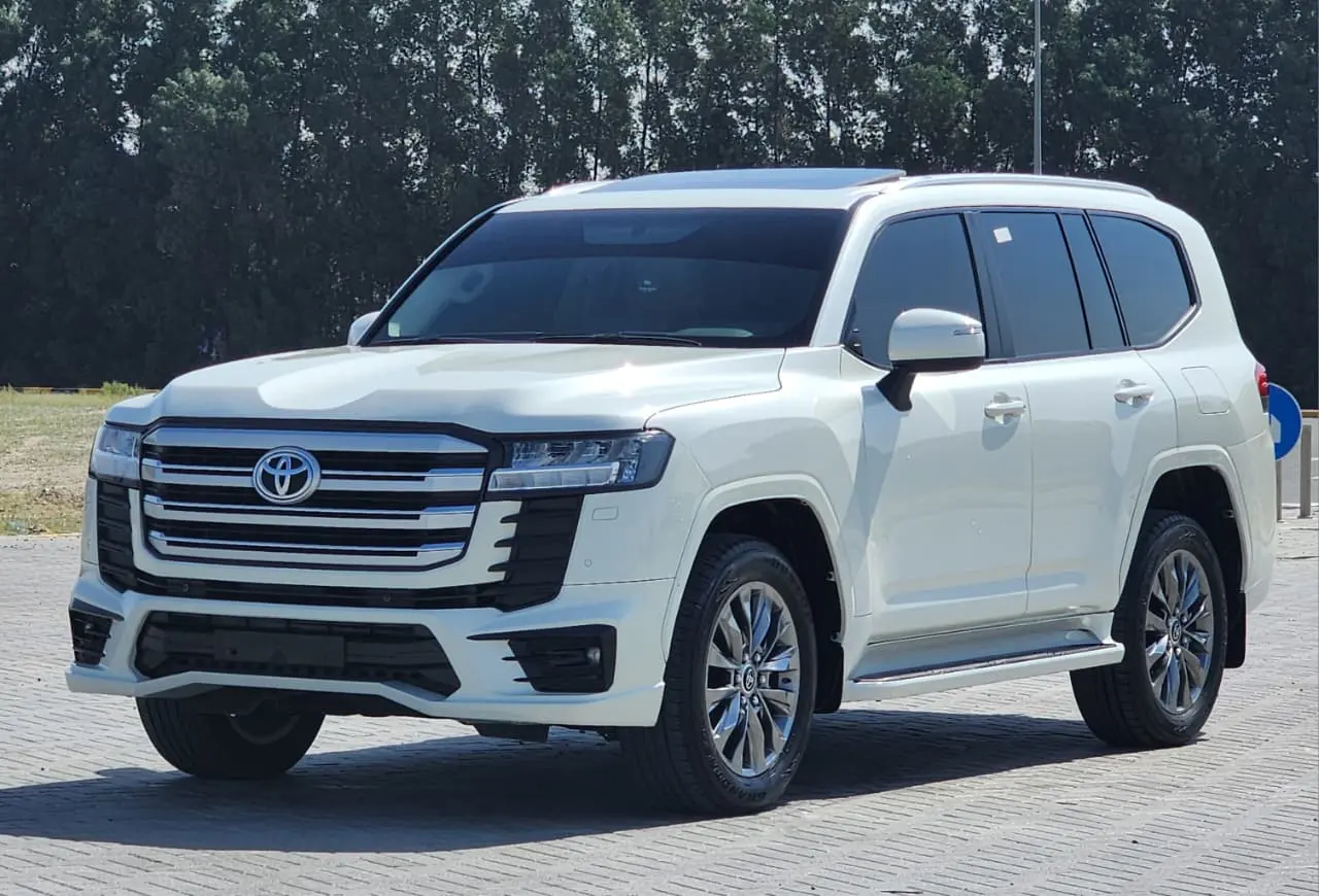 تويوتا لاند كروزر 2024 undefinedL