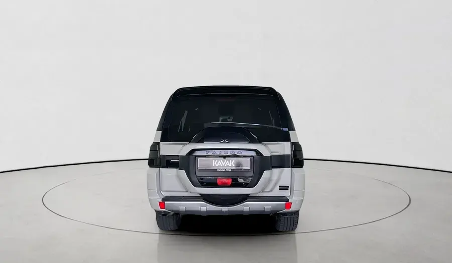 Mitsubishi Pajero 2020 3.8L