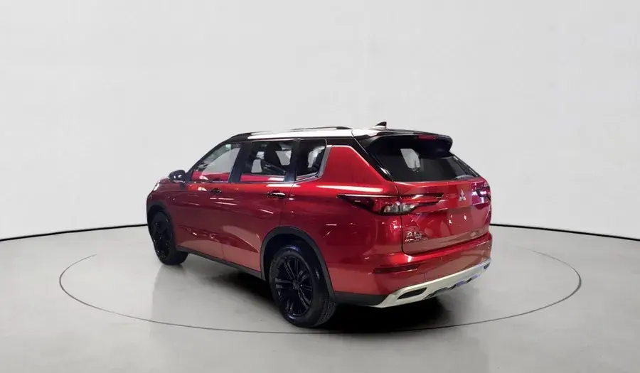 Mitsubishi Outlander 2025