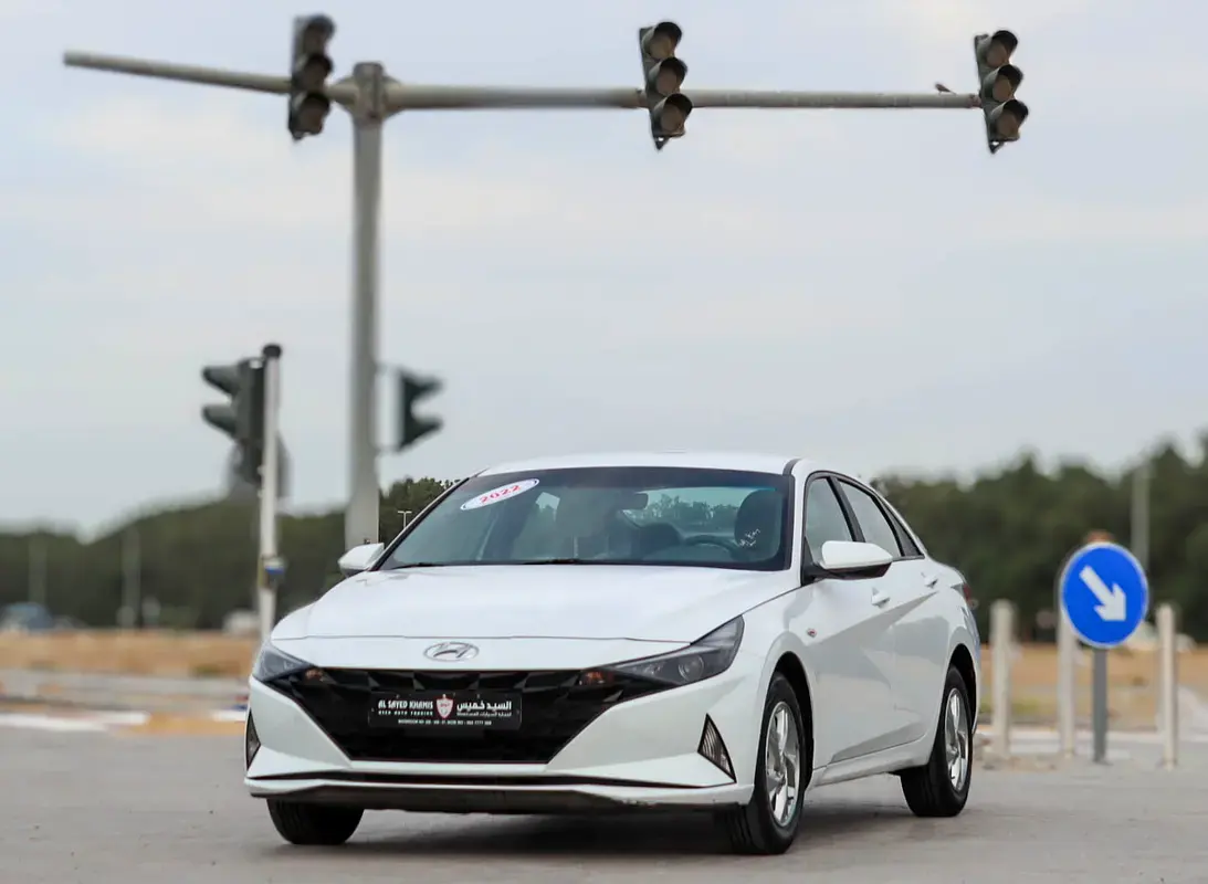 Hyundai Elantra 2022