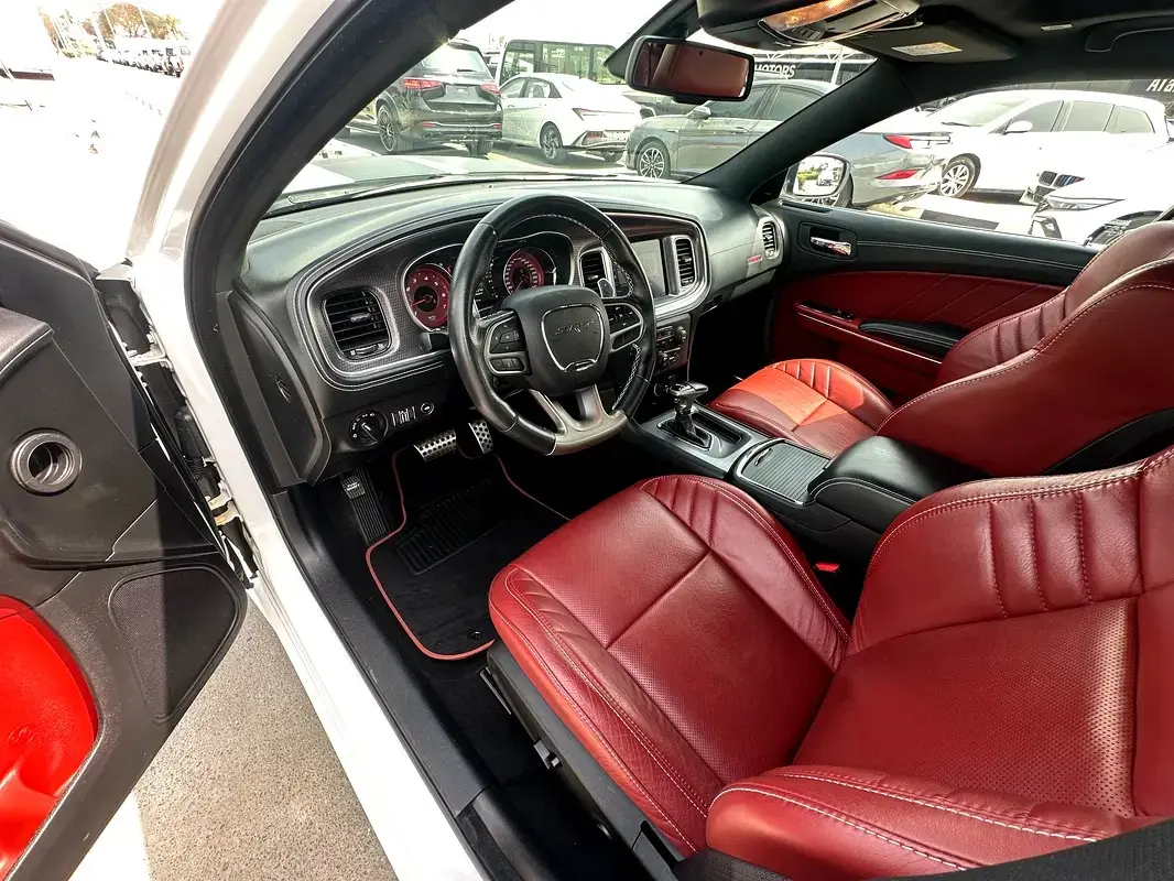 Dodge Charger 2020 6.2L