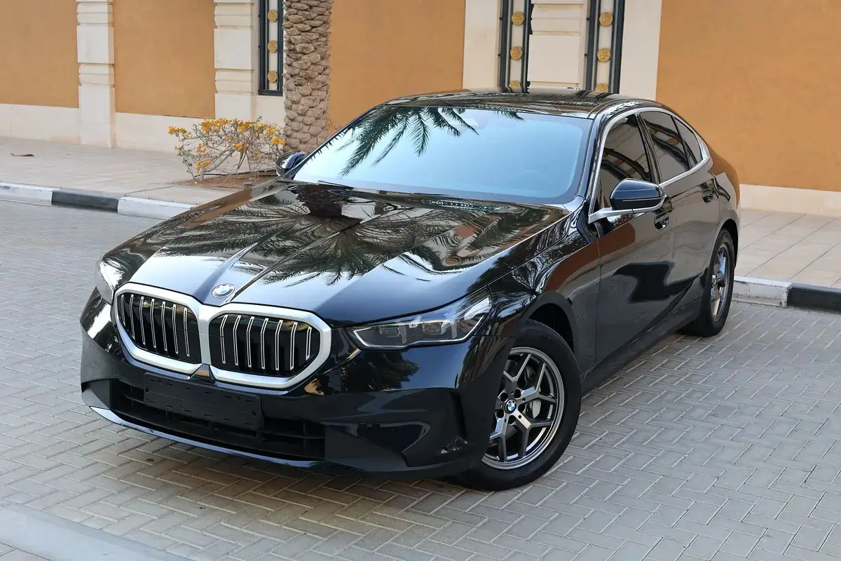 BMW 5 Series 2025