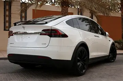 تسلا موديل اكس 2018