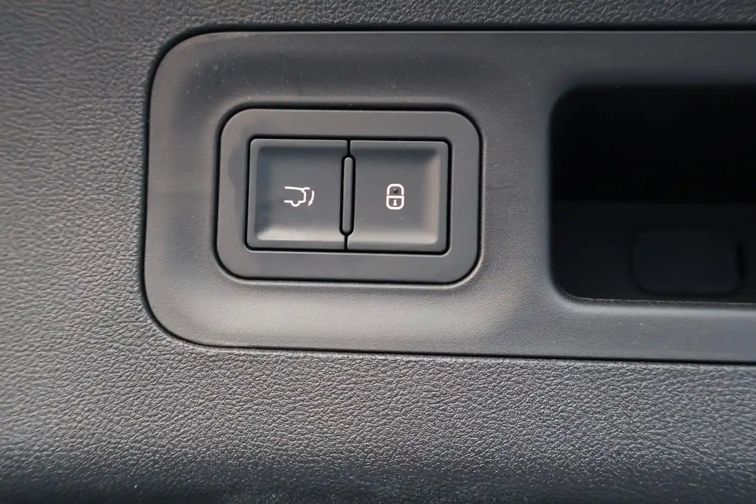 BYD Song L 2025