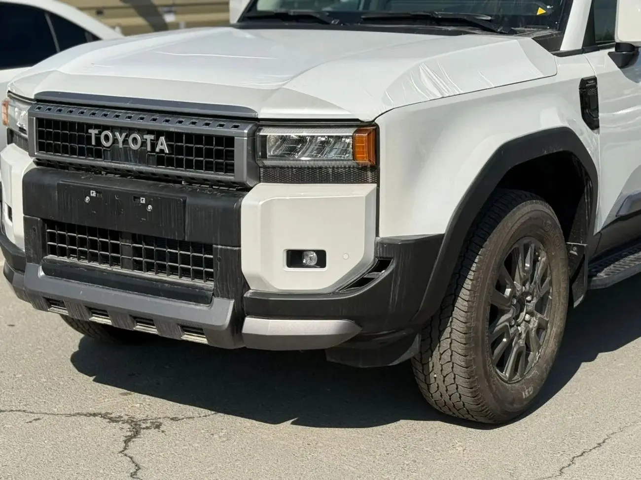 تويوتا برادو 2025 2.4L