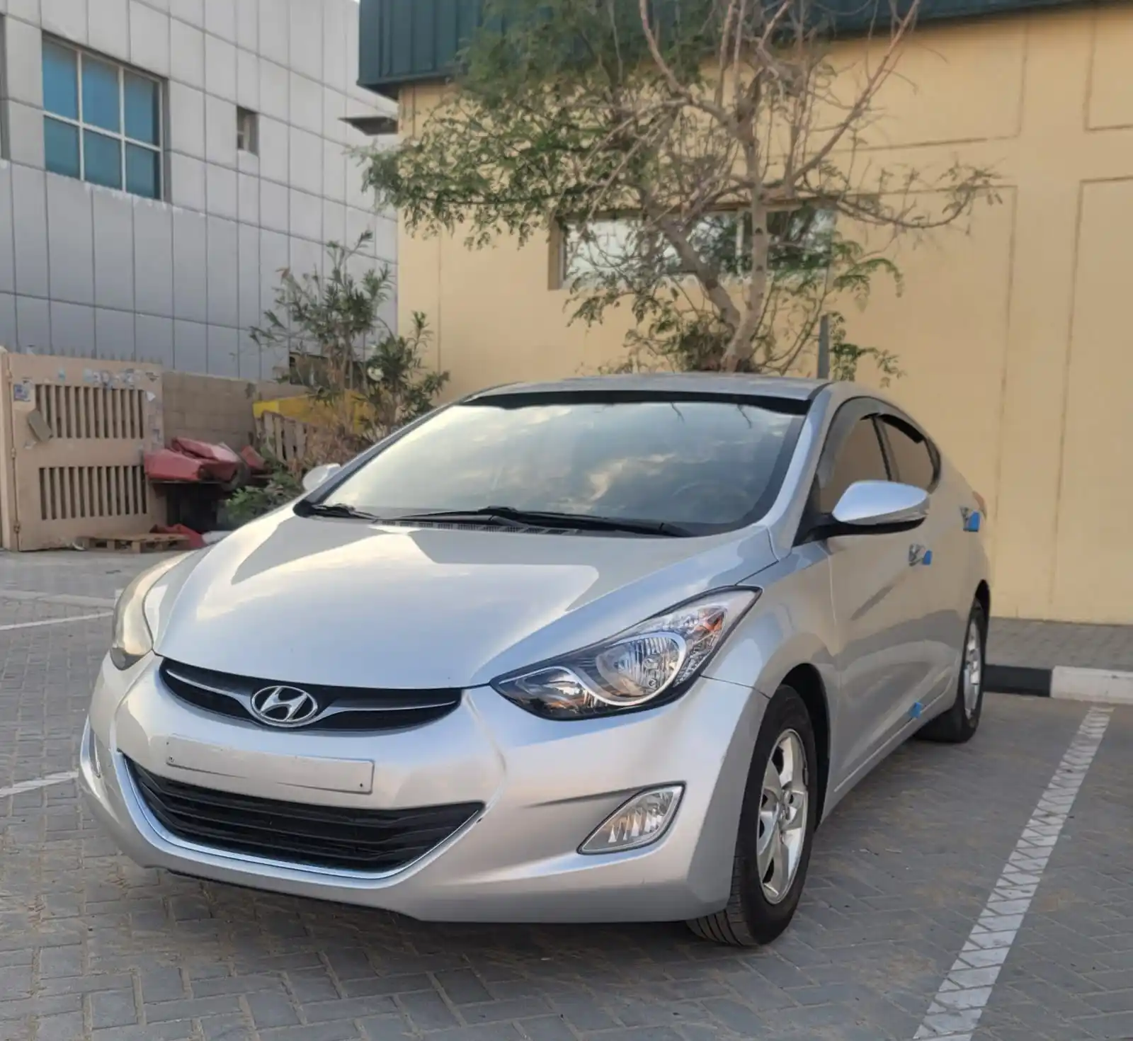 Hyundai Avante 2012 1.5L