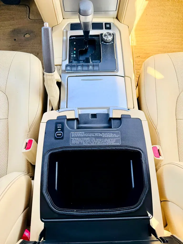 تويوتا لاند كروزر 2016