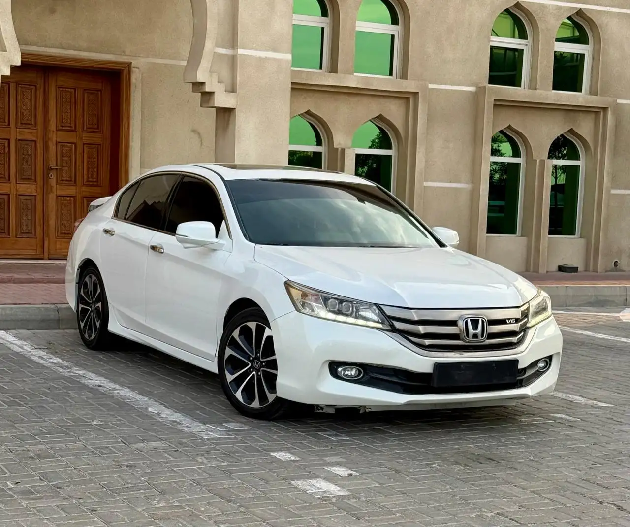 هوندا أكورد 2016