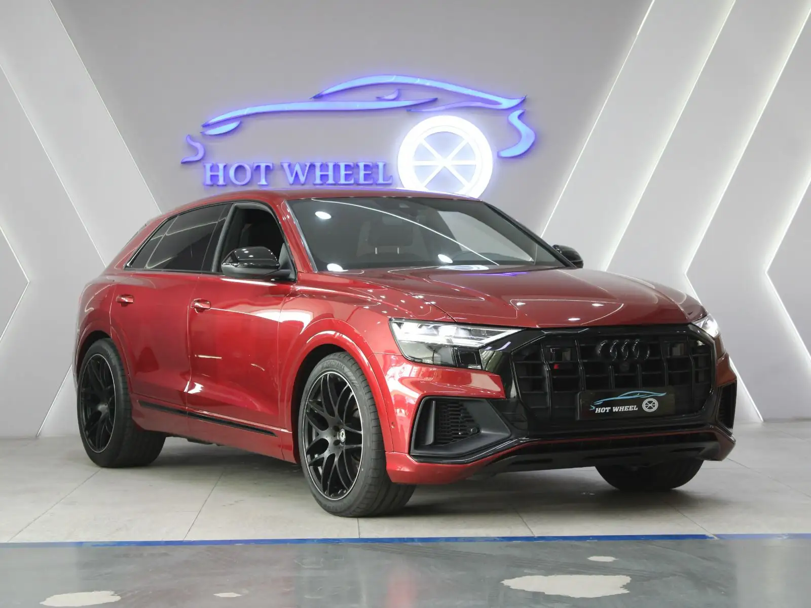 أودي SQ8 2021 4L