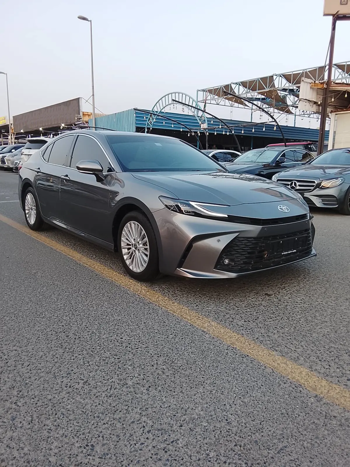 Toyota Camry 2025