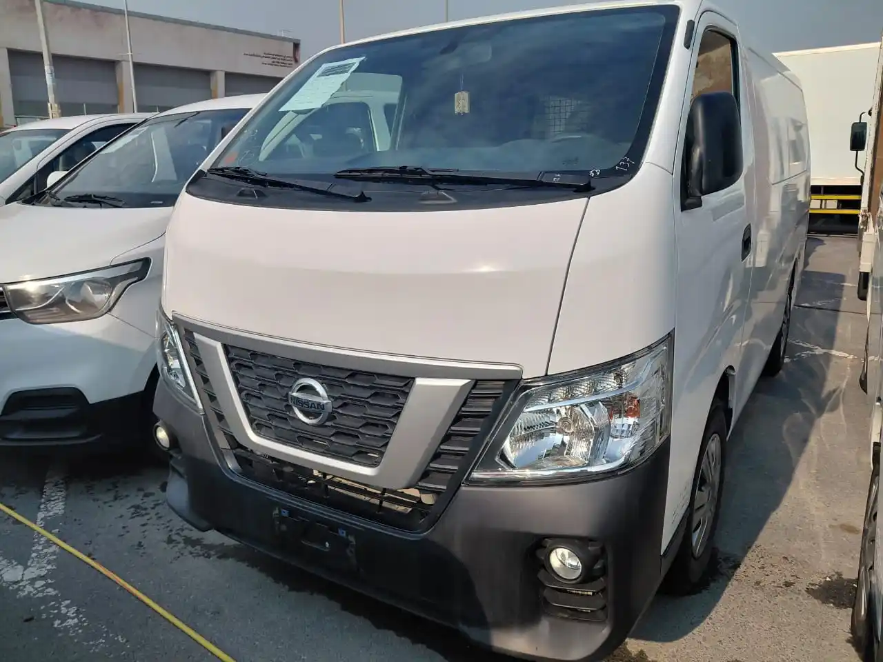 نيسان أورفان 2021 2.7L