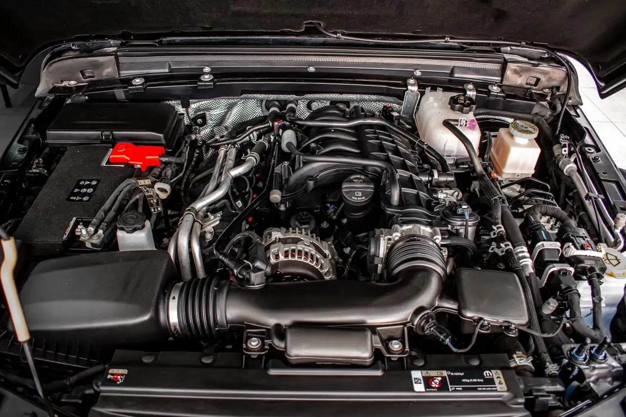 جيب جلادياتور 2025 3.6L