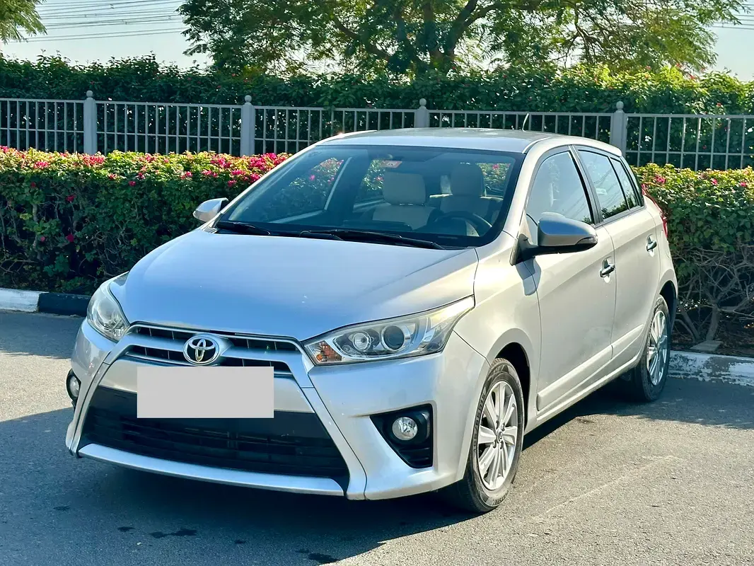 تويوتا يارس 2016