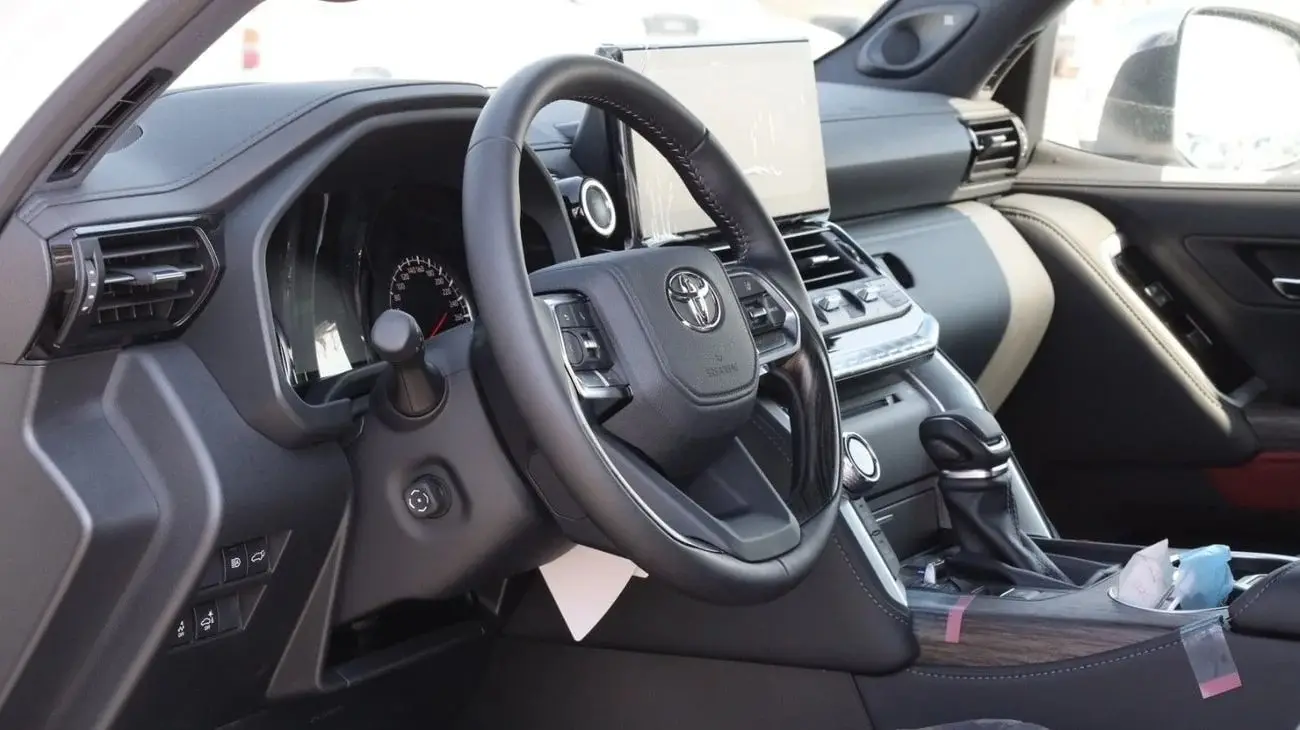 Toyota Land Cruiser 2024 3.3L