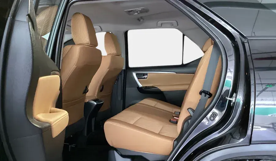 Toyota Fortuner 2024