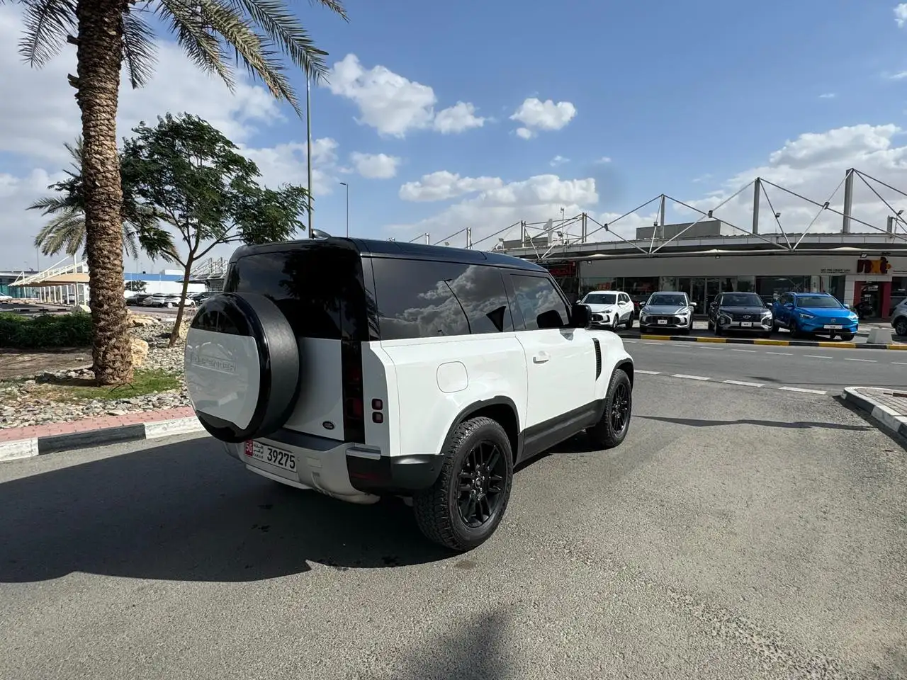 لاند روفر ديفندر 2021