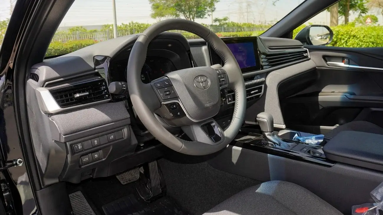 تويوتا كامري 2025 2.5L