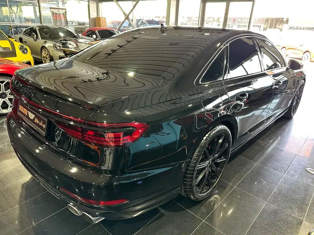 Audi S8 2022